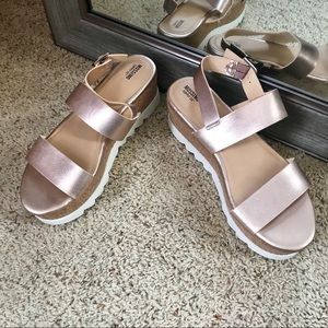 Mossimo Platform Sandals NWOT